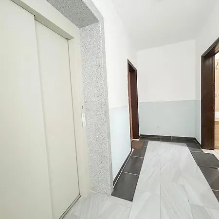 Marina Blu * Durrës